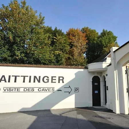 Appartamento Grand T3 70m2 ,cosy Confort ,2 Chambres, 6 Personnes ,parking Privé Sécurisé *